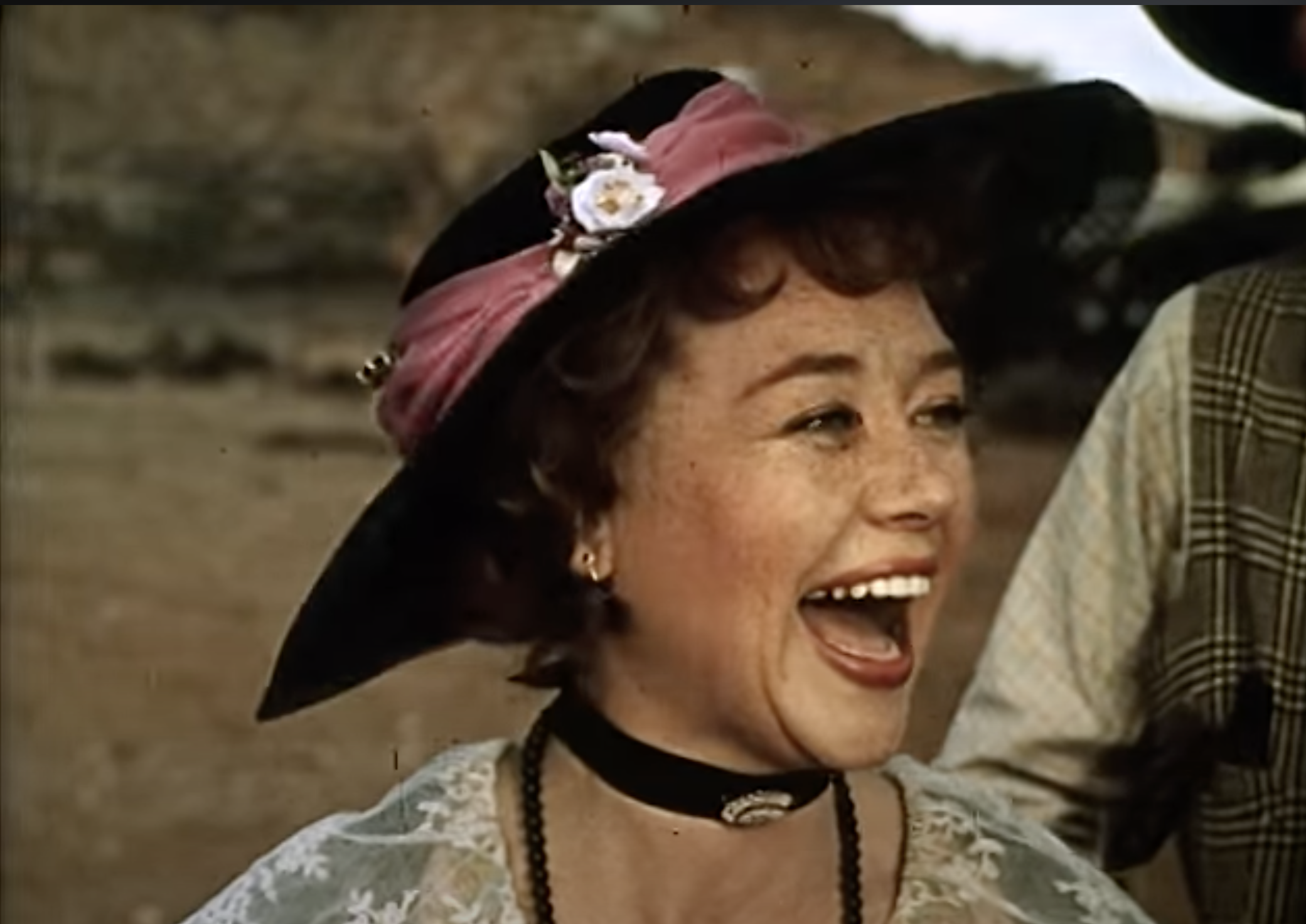 Glynis Johns in the trailer for 'The Sundowners' (1960).