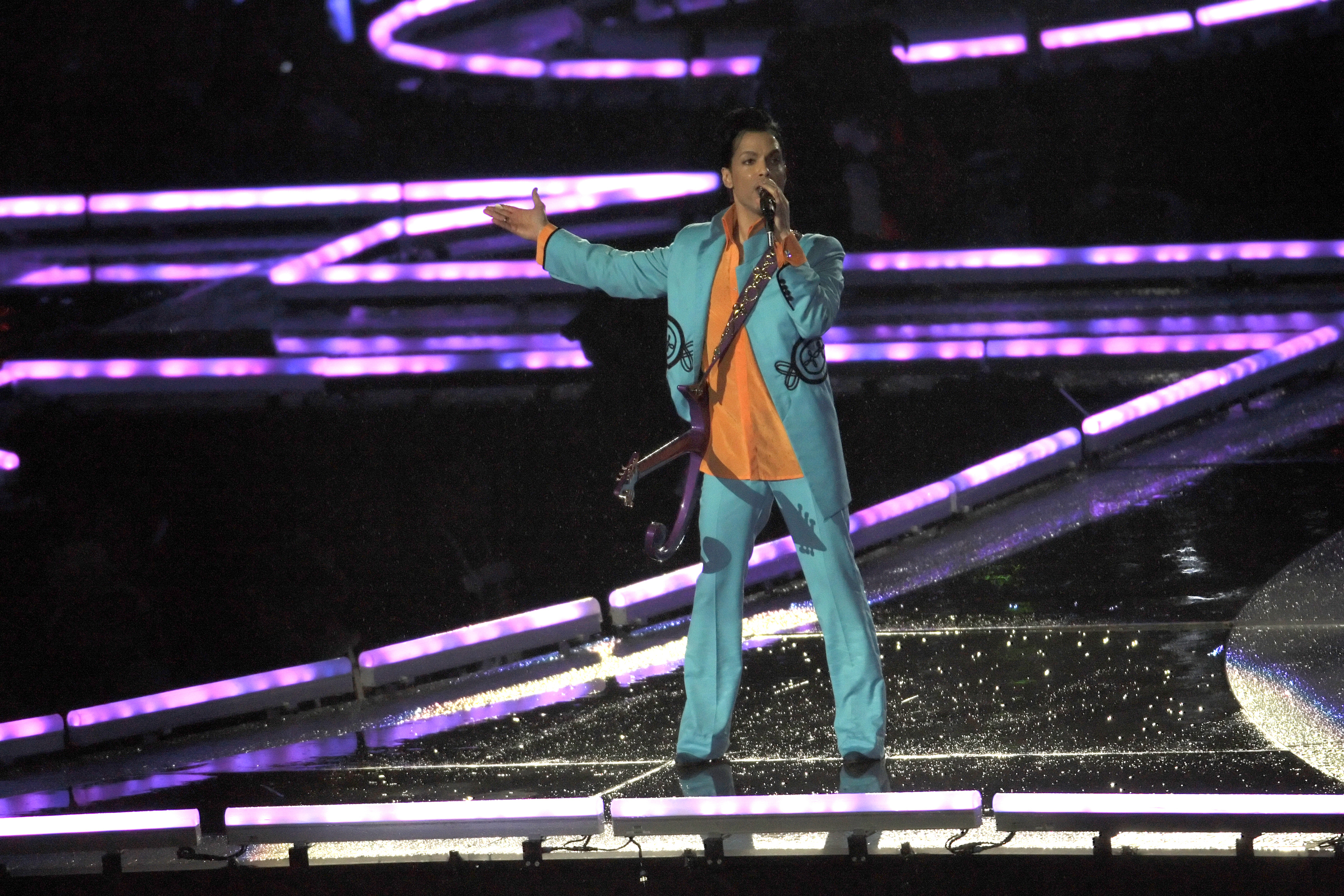 Prince performs the 2007 Super Bowl XLI half-time show in Miami.