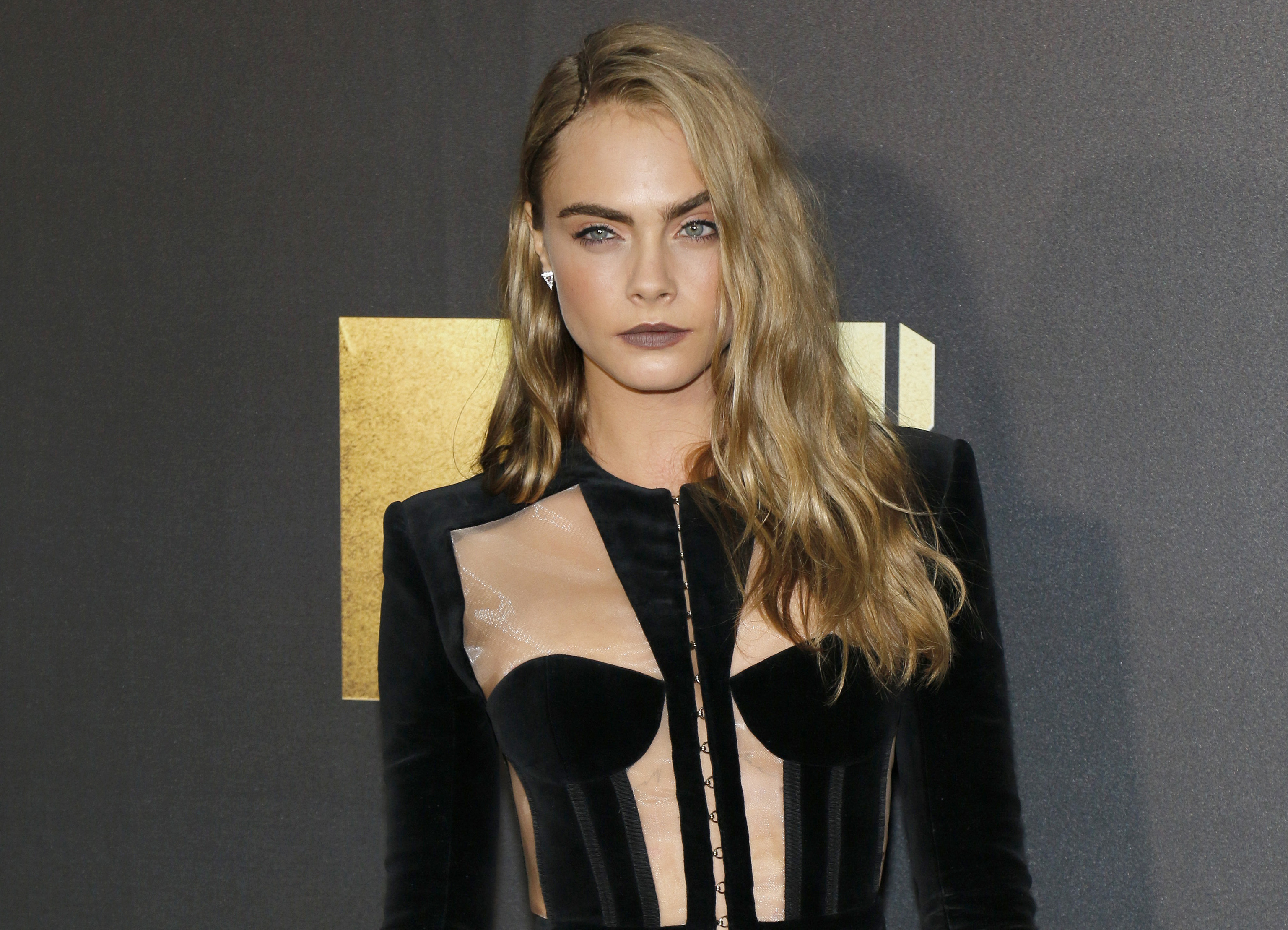 Cara Delevingne is set to make her West End debut in 'Cabaret'.
The model-turned-actress will play the part of Sally Bowles at the Playhouse theatre in London from March 11.
Cara, 31 - who will appear alongside Luke Treadaway in the production - said: "There are no words to explain the excitement I have to return home to make my stage debut in such an iconic role.
"I am so inspired by the brilliant actors who have played Sally in past productions around the world and in this one in the West End.
"I cannot wait to be a part of this brilliant cast and production."
Luke is also excited to star in the production in London.
The award-winning actor said: "I can't wait to become a member of the Kit Kat Club and join this extraordinary production.
"It's a huge thrill to be asked to take this on and I'm very excited to get started."
Cara will appear in 'Cabaret' from March 11 to June 1. However, the production is already accepting bookings until February 2025.
Cara has previously enjoyed huge success as a model, working with brands such as Tommy Hilfiger and Marc Jacobs. However, she always harboured the ambition of becoming a successful actress.
The London-born star previously told GQ magazine: "As a really small child I always wanted to be an actress. And I wanted to be a musician. 
"But going to school with all these incredibly talented people I was like, 'I have no chance.' I still did it, because I loved it, but I didn't ever think I'd do this. That's why I'm so happy that I modelled. I wouldn't have made it into acting or music if I hadn't modelled first."
