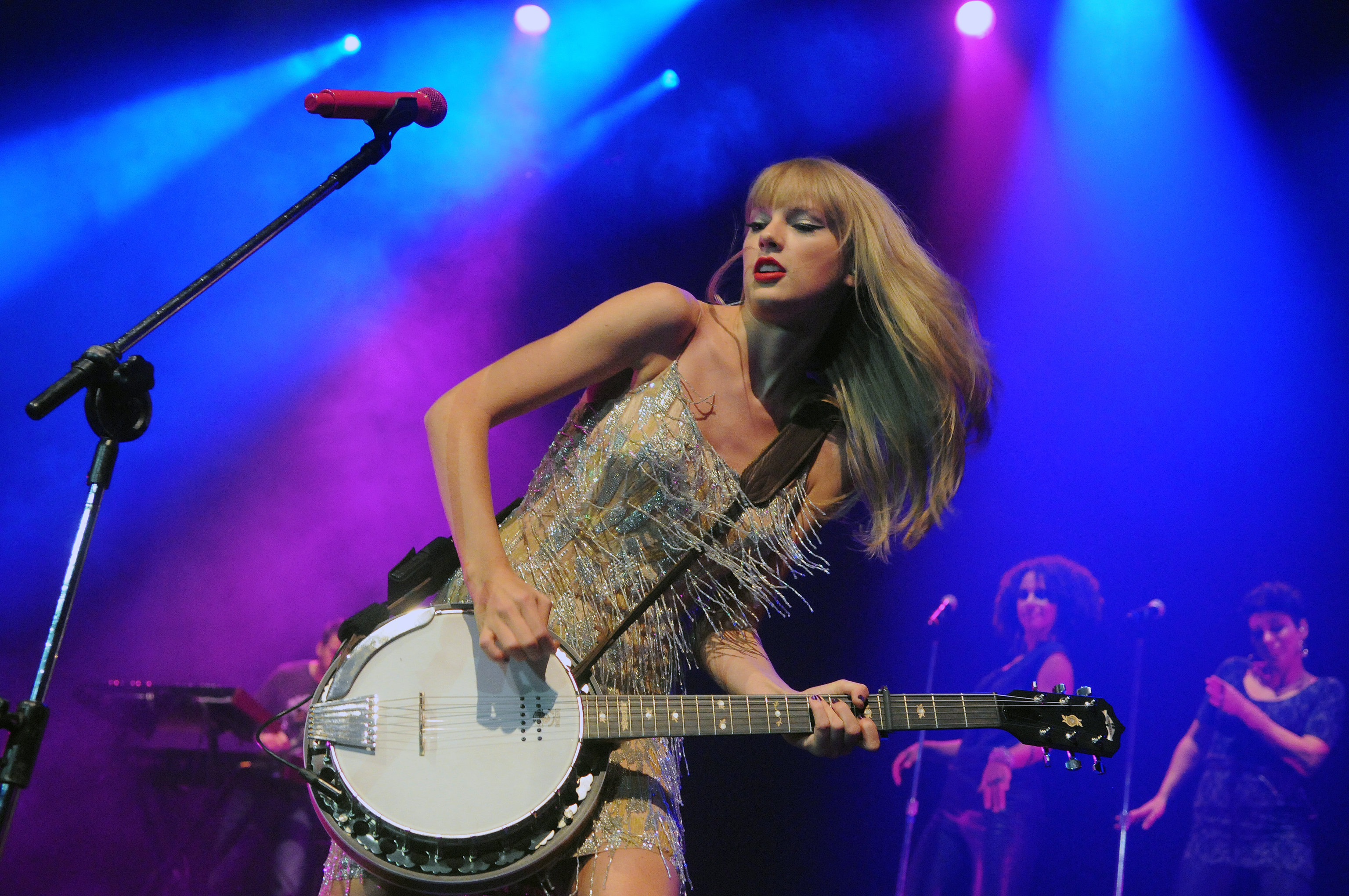 aylor Swift during her show in Rio de Janeiro on 2009