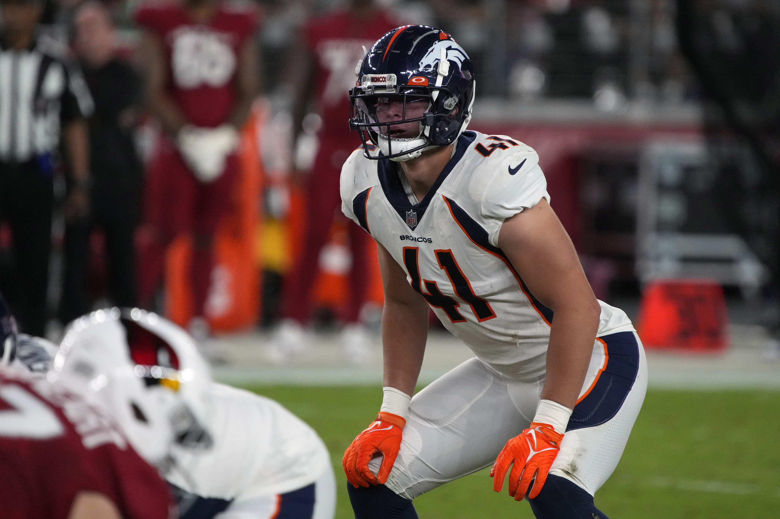 Denver Broncos linebacker Drew Sanders (41) lines up during an NFL preseason game.