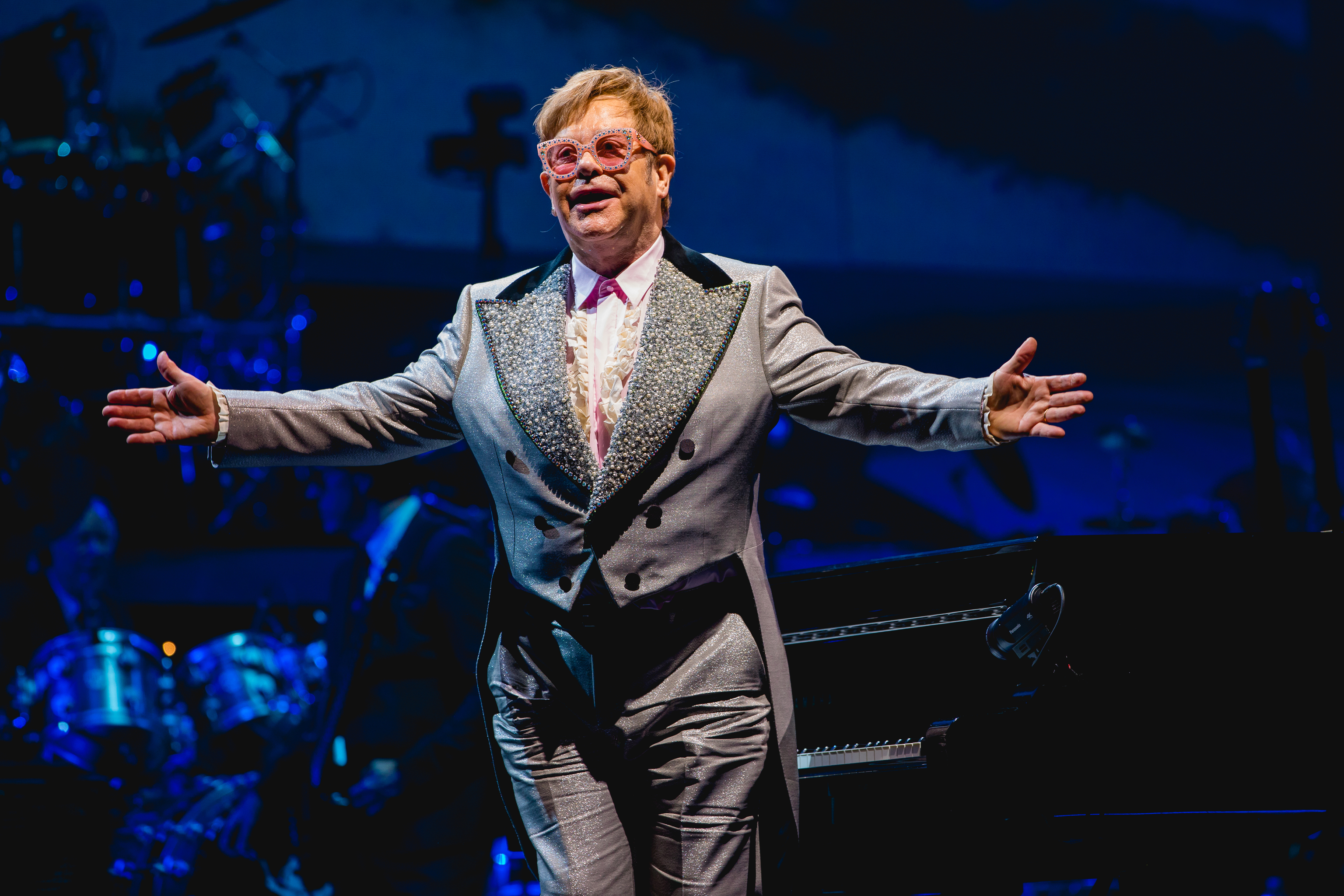 Elton John performs live at Van Andel Arena in 2018