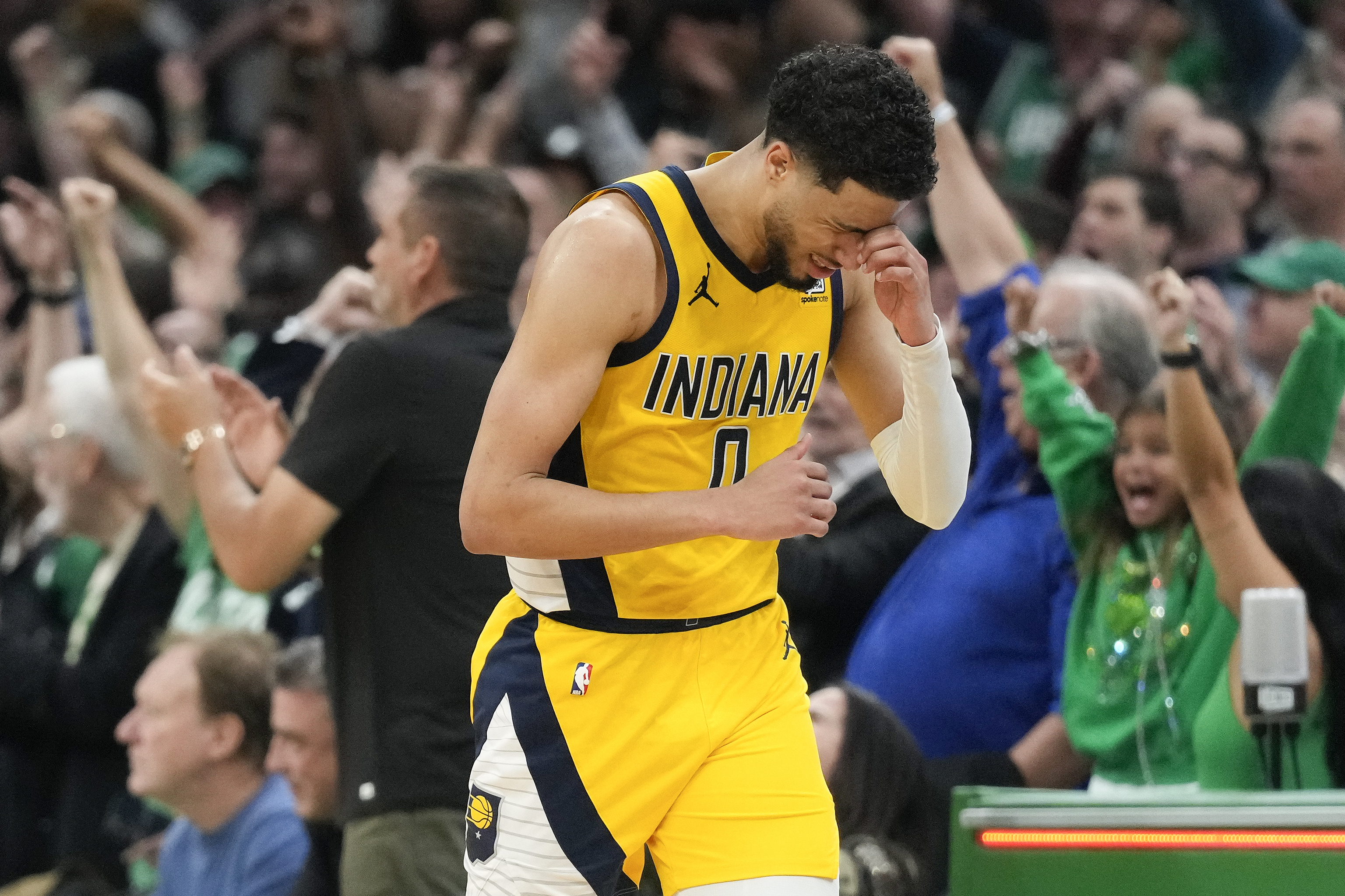 Indiana Pacers guard Tyrese Haliburton (0) reacts after missing a shot.