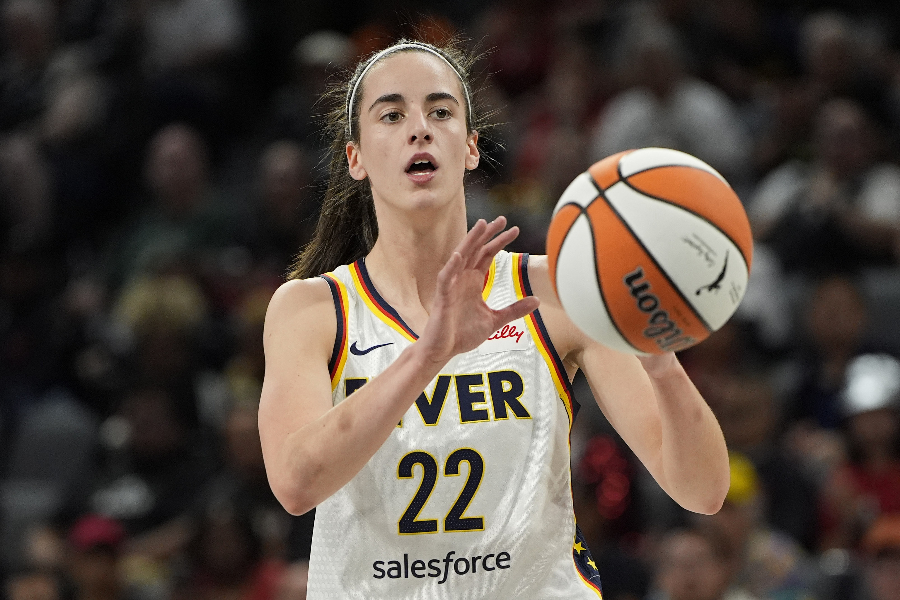 Indiana Fever guard Caitlin Clark (22).