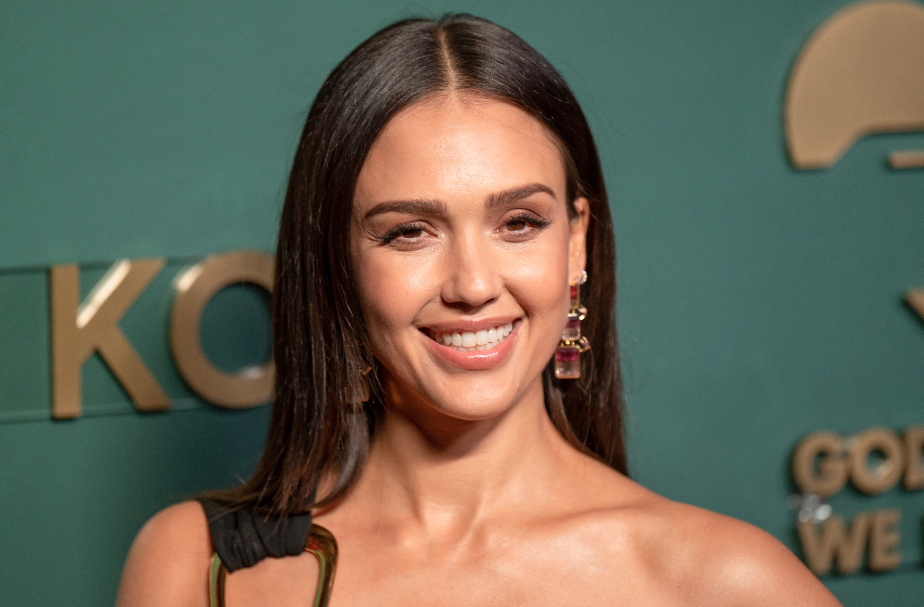 Jessica Alba attends the 16th Annual Love We Deliver Golden Heart Awards in 2022