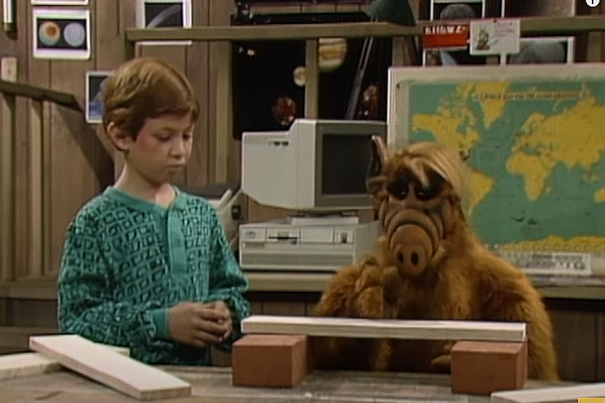 Benji Gregory alongside the alien 'ALF' in an episode of the TV show.