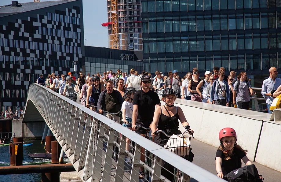 62% of the Danish capital's residents commute to work by bicycle.