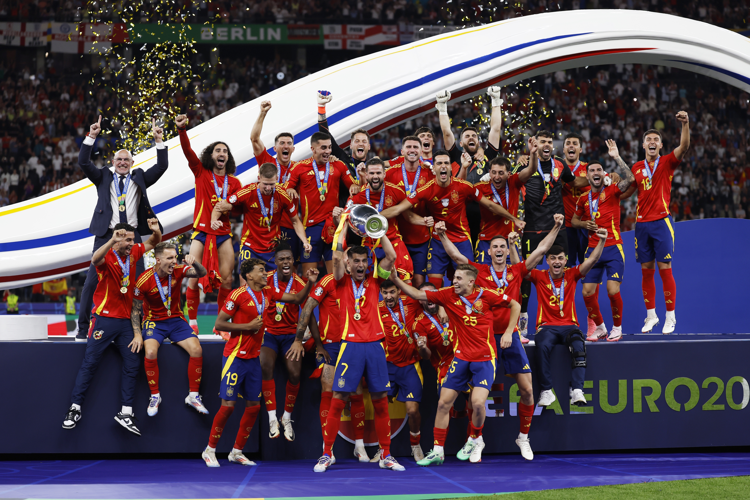 Joy of the Spanish National Team players in Berlin.