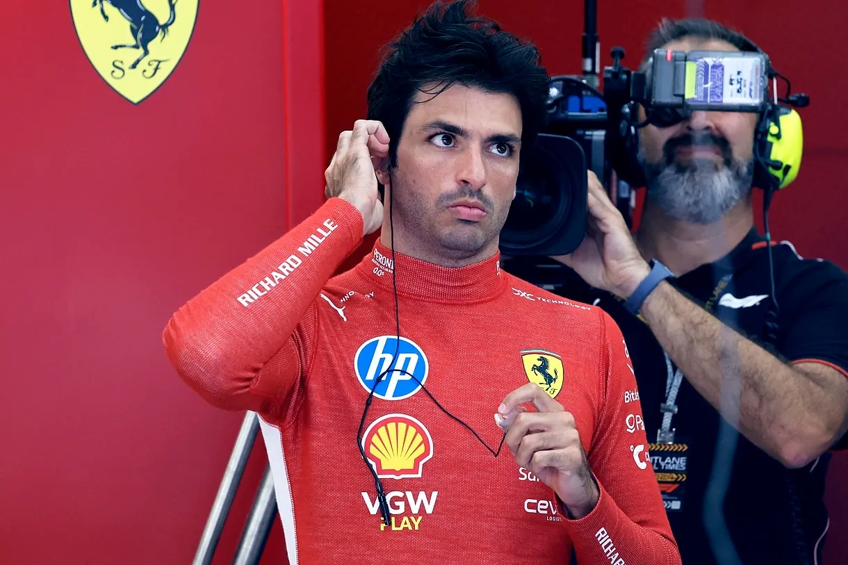 Sainz, in the Ferrari garage during the Belgian GP.