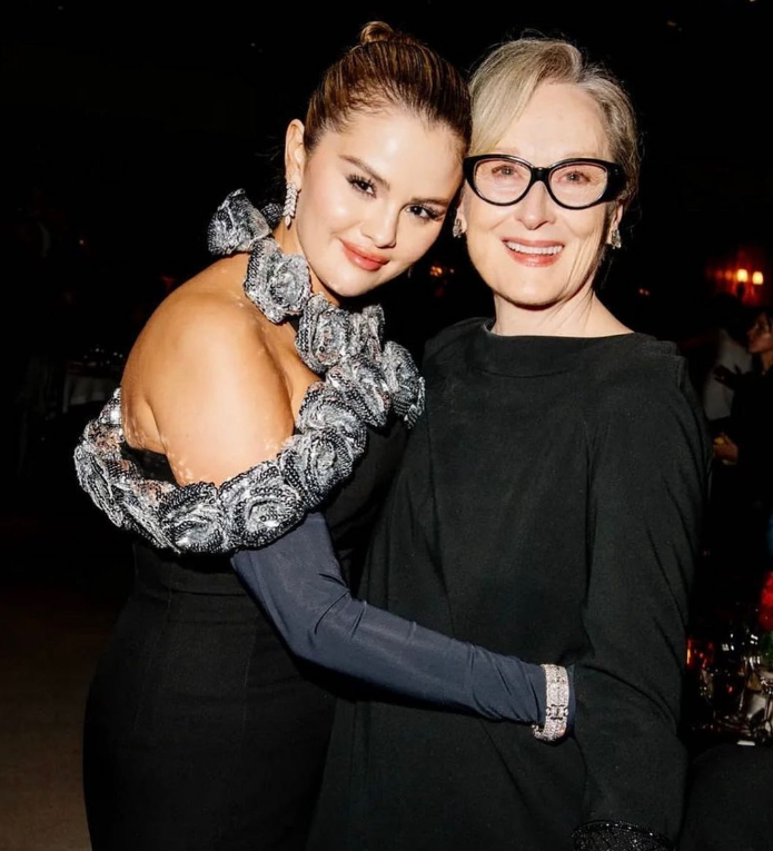 Selena Gmez and Meryl Streep on Christmas card