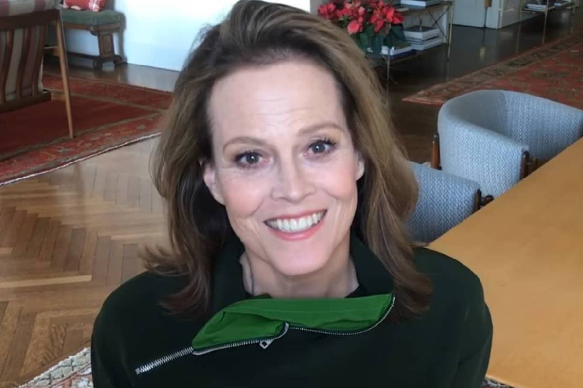 Sigourney Weaver.