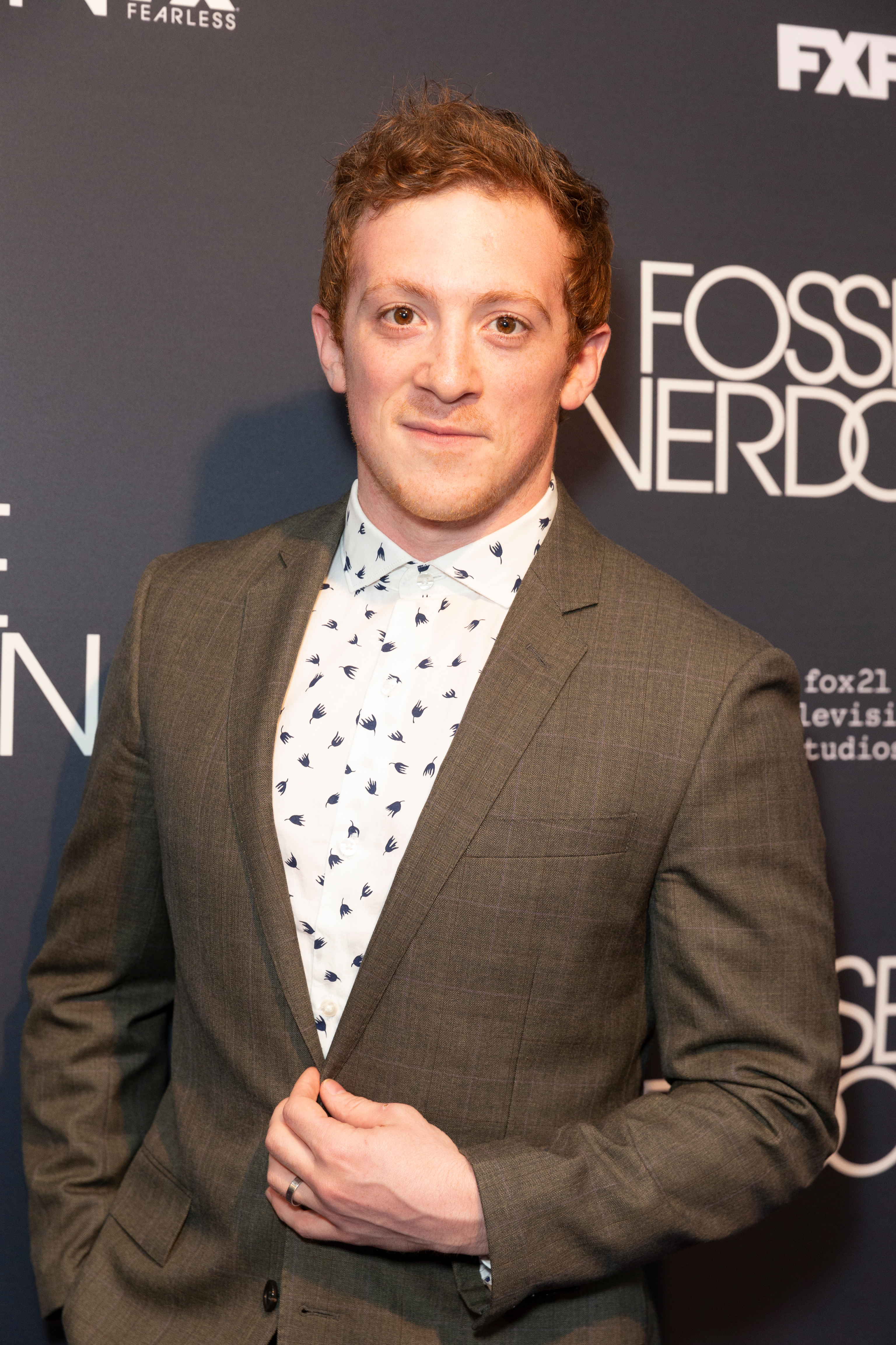 Ethan Slater attends premiere Fosse/Verdon on 2019