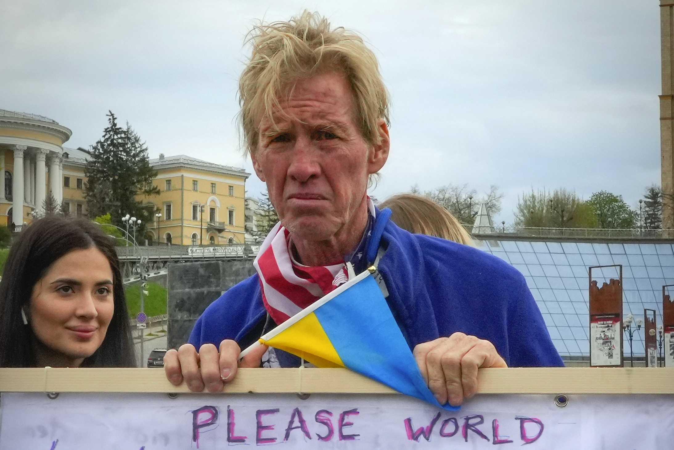 Ryan Wesley Routh pays tribute to foreign citizens killed during Russia-Ukraine war in a central square in Kyiv