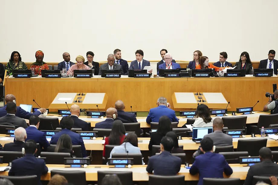 Trudeau participates in a high-level meeting with an advisory group on Haiti.