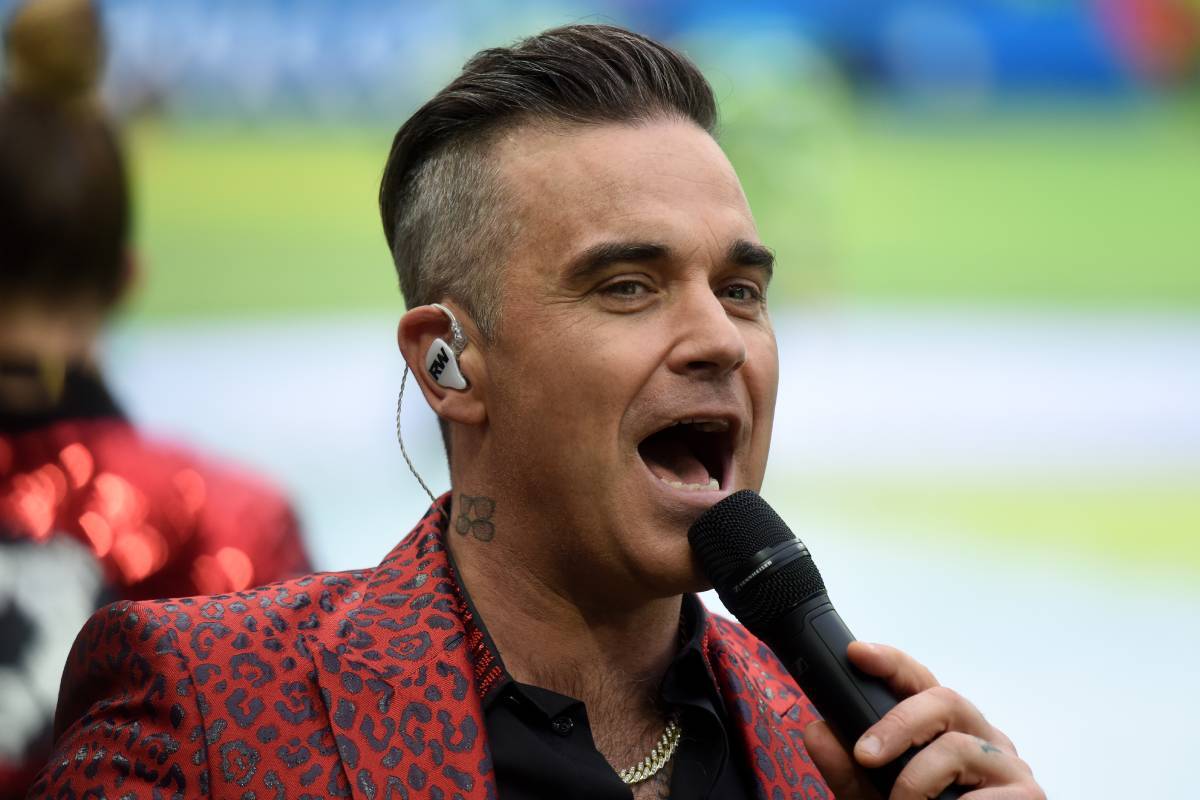 Robbie Williams.