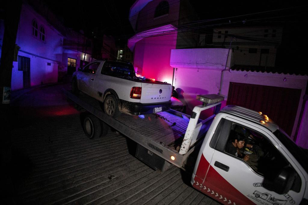 The vehicle where the remains of the mayor of Chilpancingo, Alejandro Arcos.