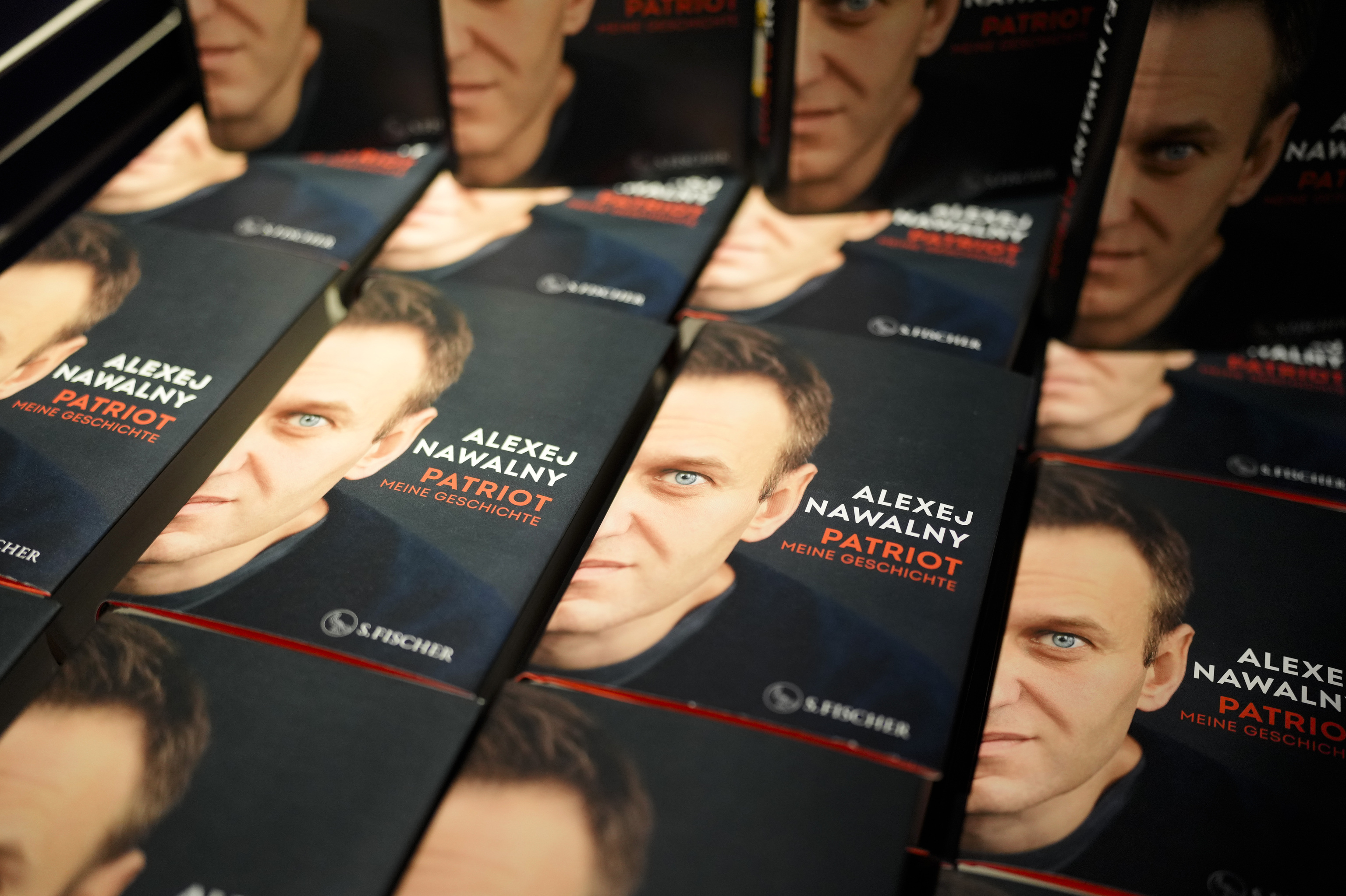 Copies of the late Russian opposition leader Alexei Navalny's memoir