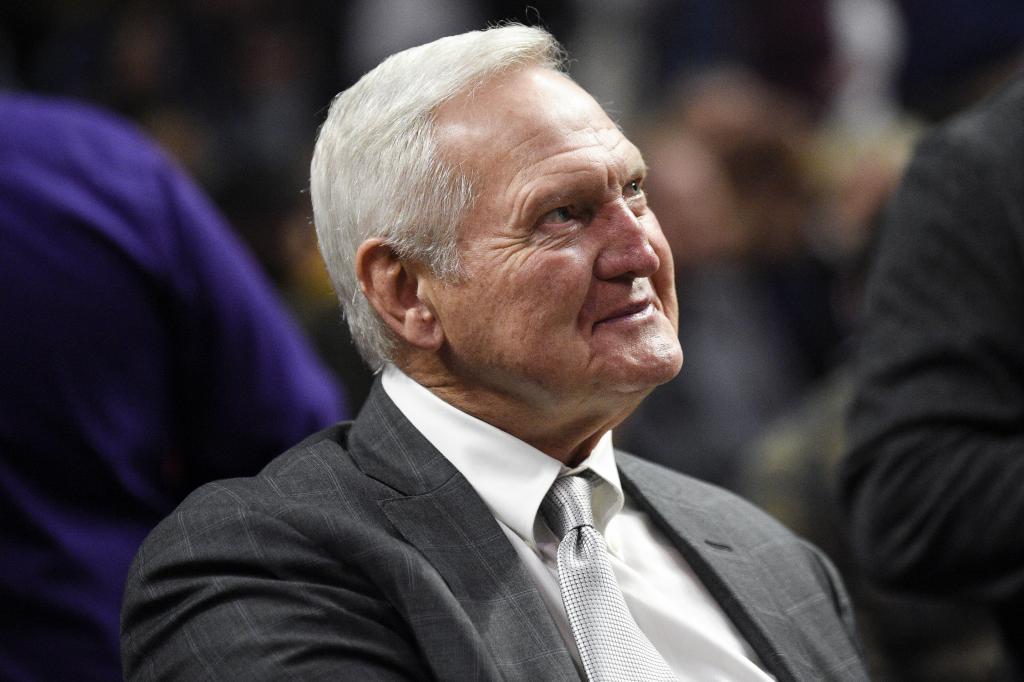 erry West watches warm ups prior to an NBA basketball game between the Los Angeles Clippers and Sacramento Kings