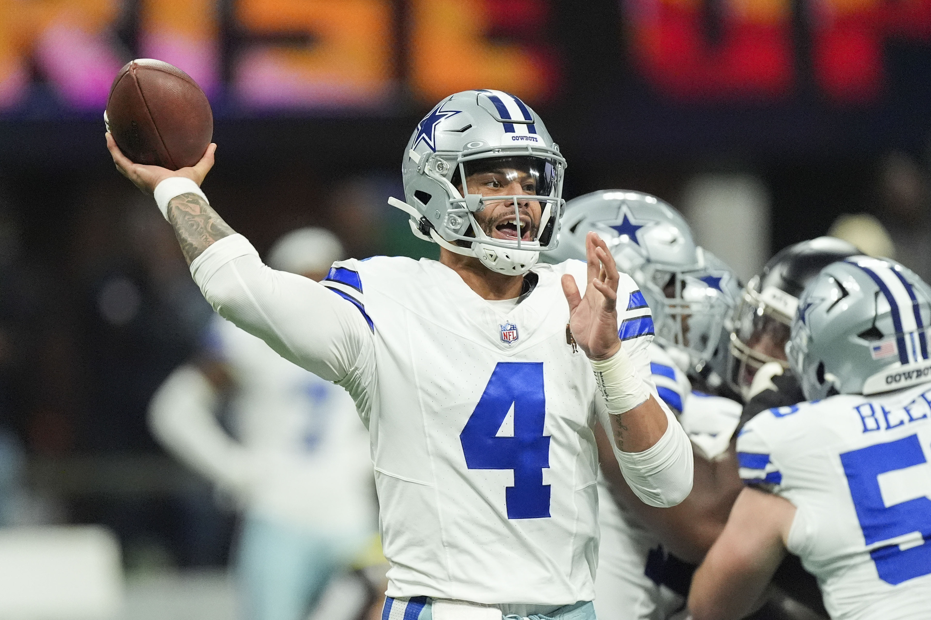 Dallas Cowboys quarterback Dak Prescott (4).