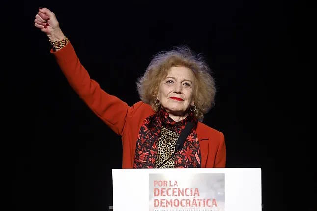 Actress Marisa Paredes, at an event supporting Pedro Snchez at the headquarters of Comisiones Obreras.