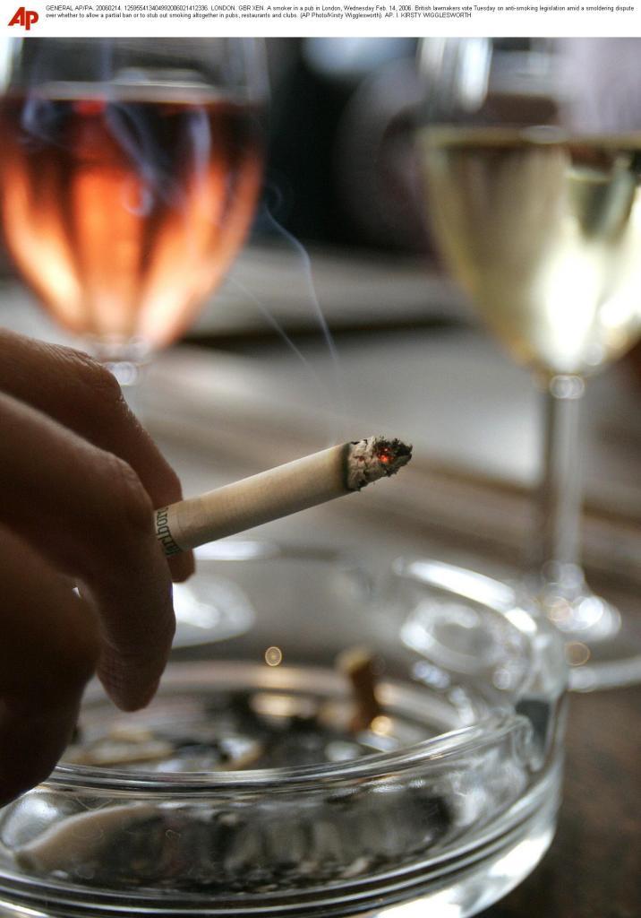 A smoker in a pub before the law