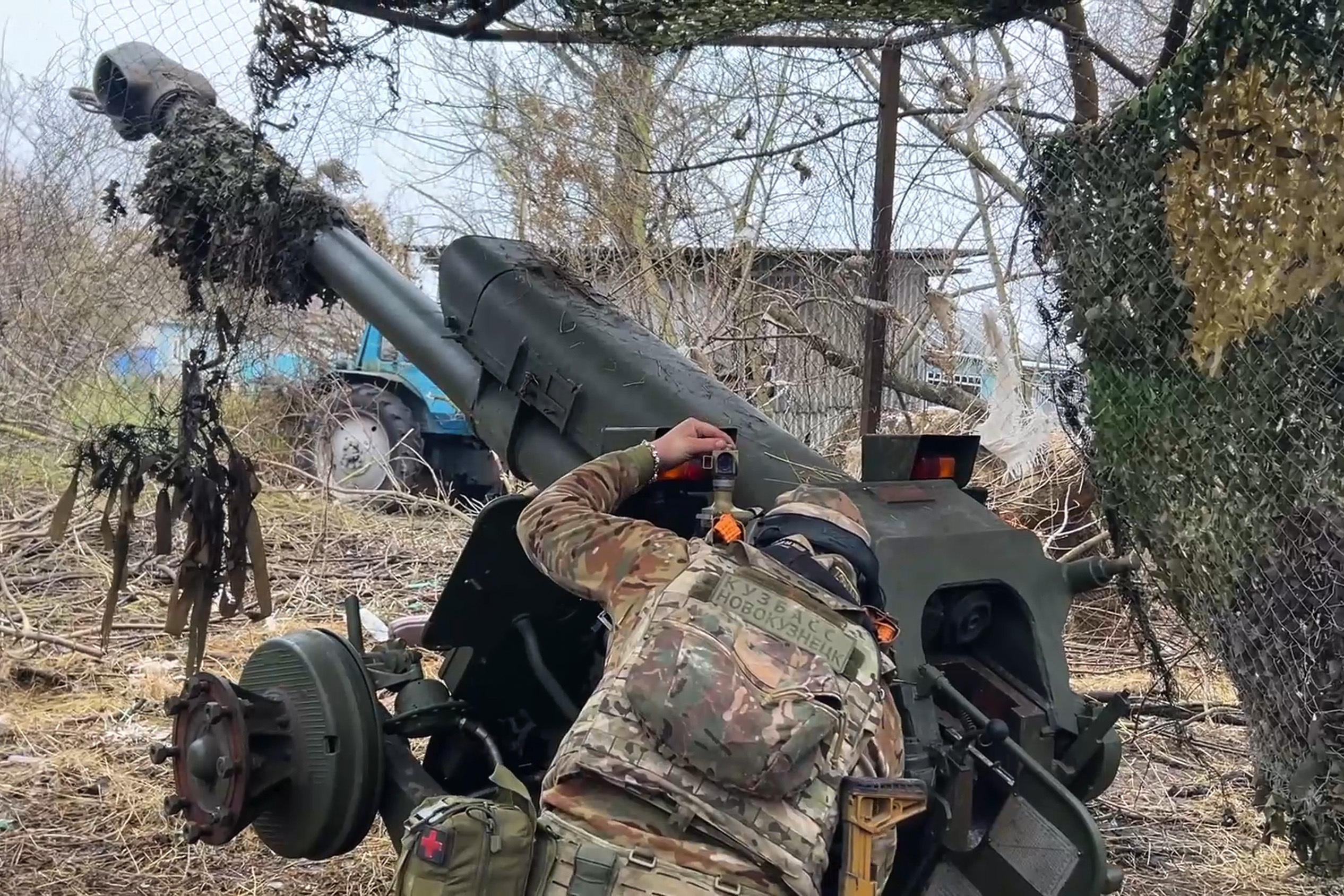 Video capture of a soldier in the Kursk region.