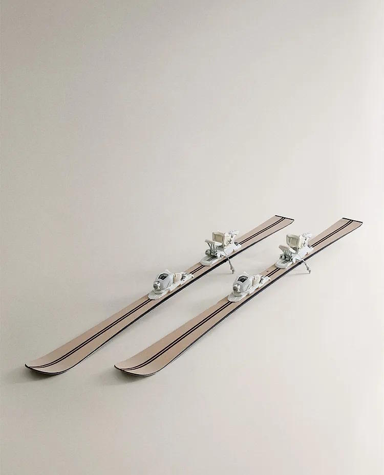 Check out these Kustom skis at Zara Home