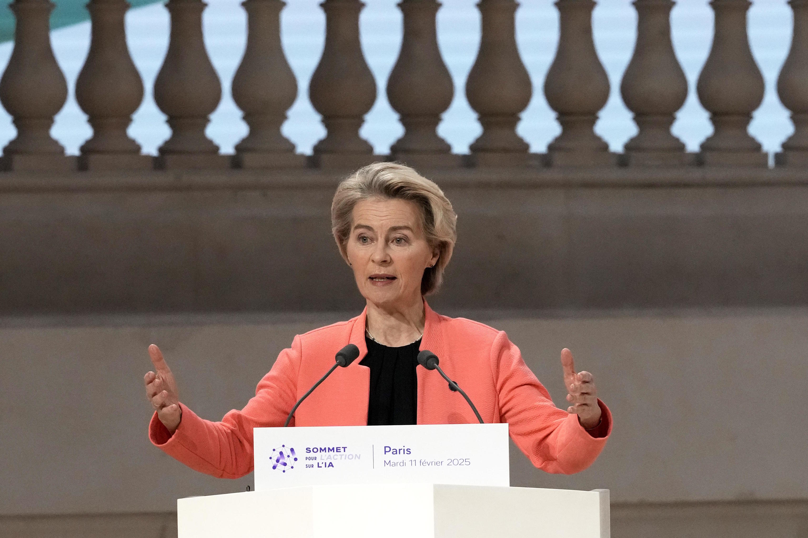 The President of the European Commission, Ursula von der Leyen, in Paris.