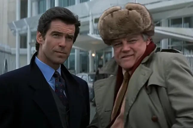 Pierce Brosnan and Joe Don Baker in 'Golden Eye'.