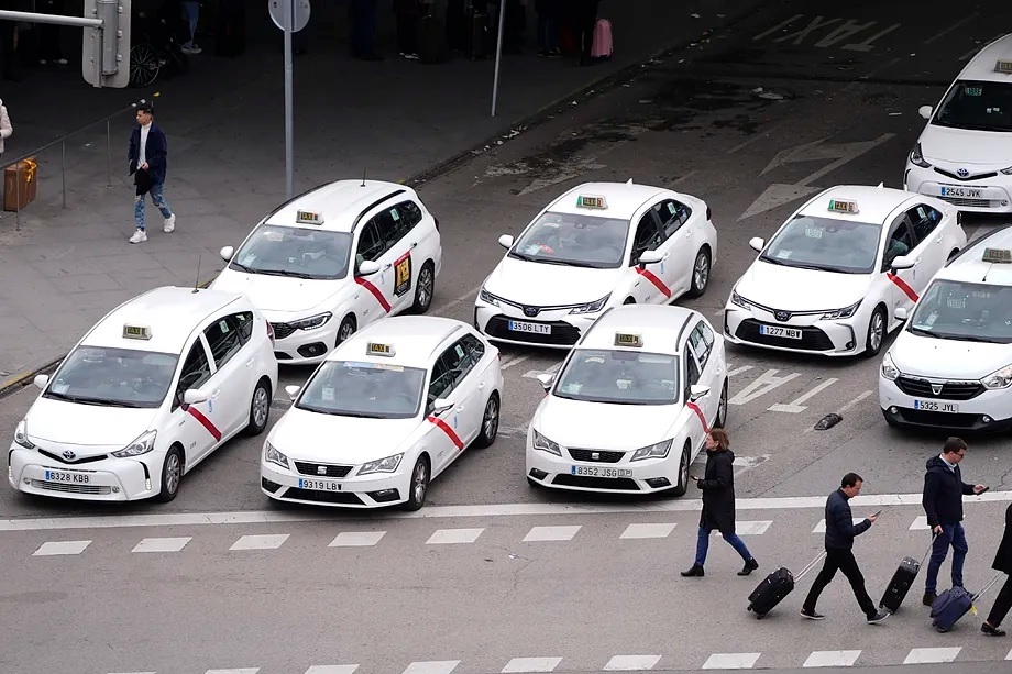Several taxis in Madrid.