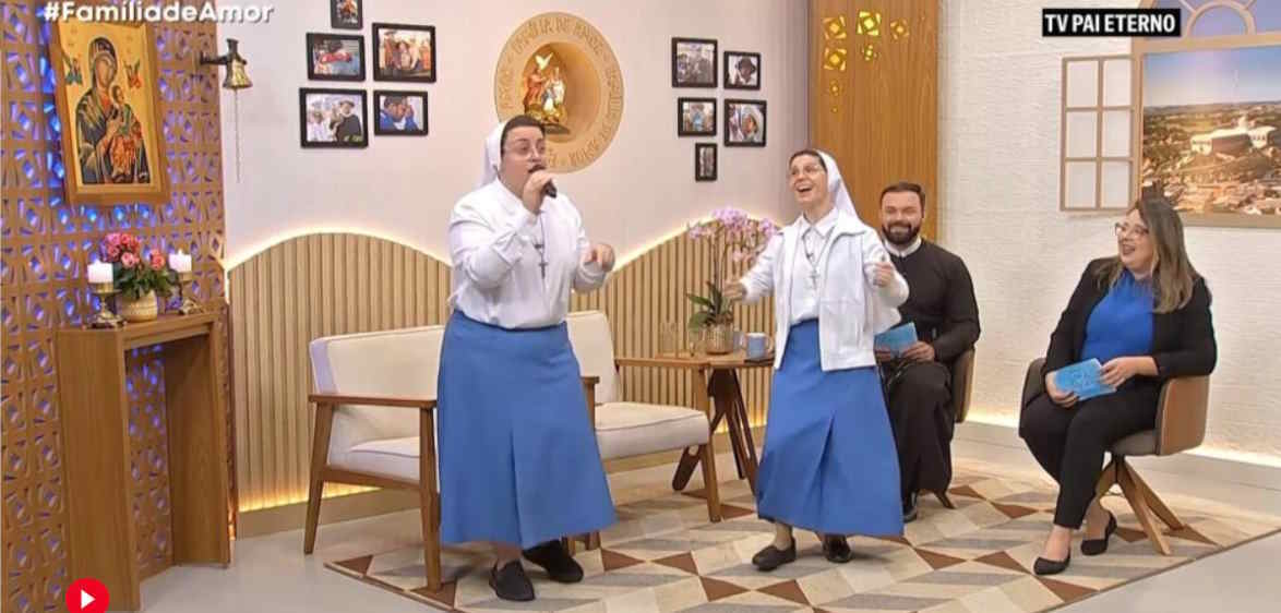 Two Brazilian nuns have gone viral after dropping an impromptu beatbox and dance session