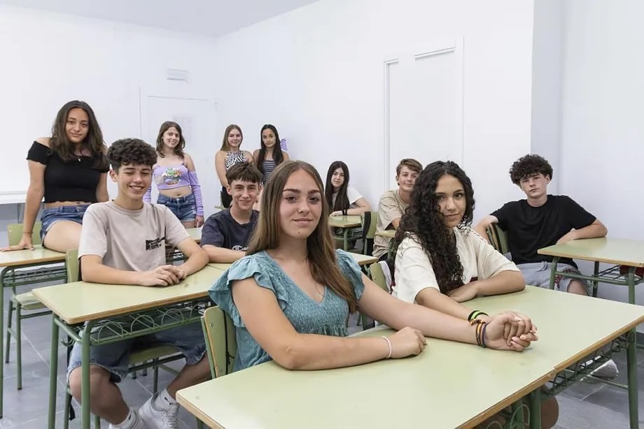 11 out of the 13 students who helped save a woman in Ireland.