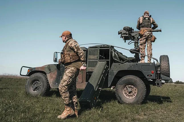 Ukrainian soldiers before an offensive in Chasiv Yar, Donbas, in August 2024.