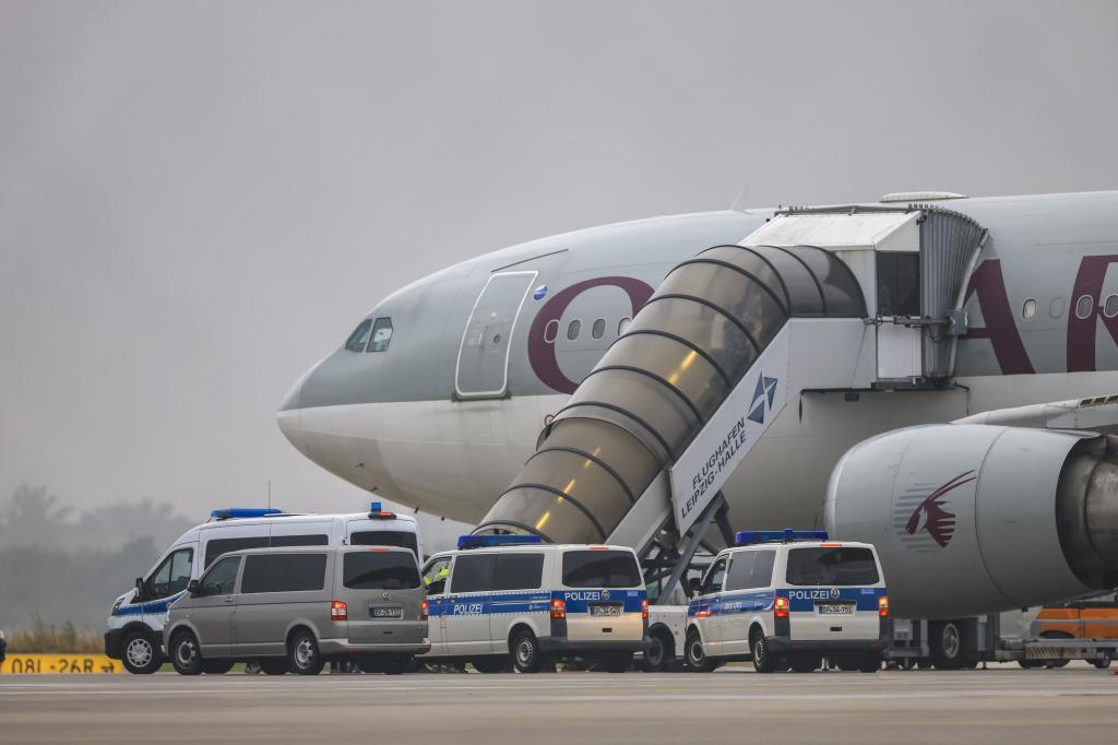 A Qatar Airways plane.