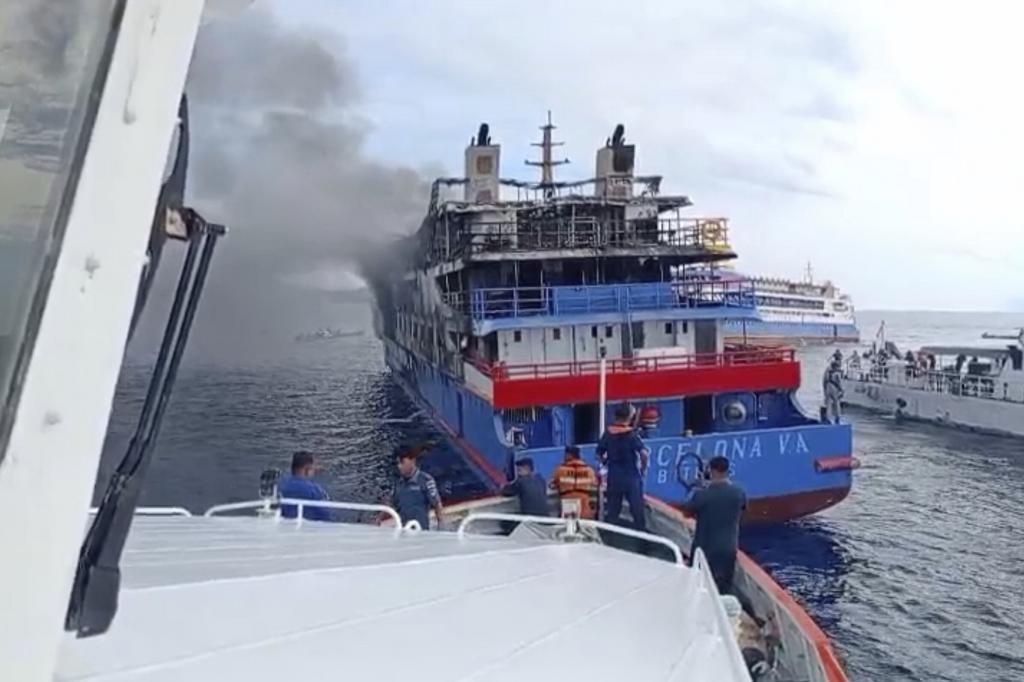 Rescue ship approach passenger ship.