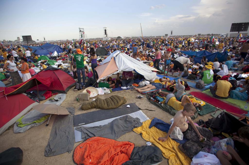 Pilgrims wait for Pope Benedict XVI's.