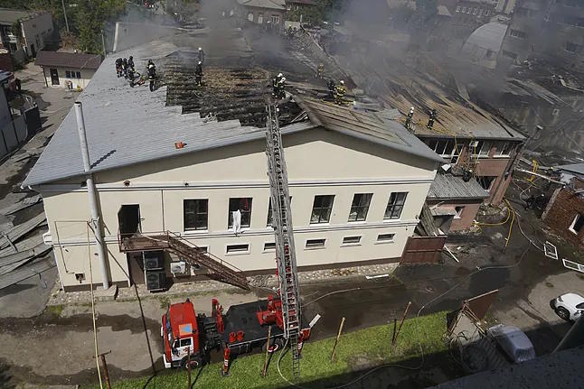 Russian attack on a residential area in the city of Kharkiv.