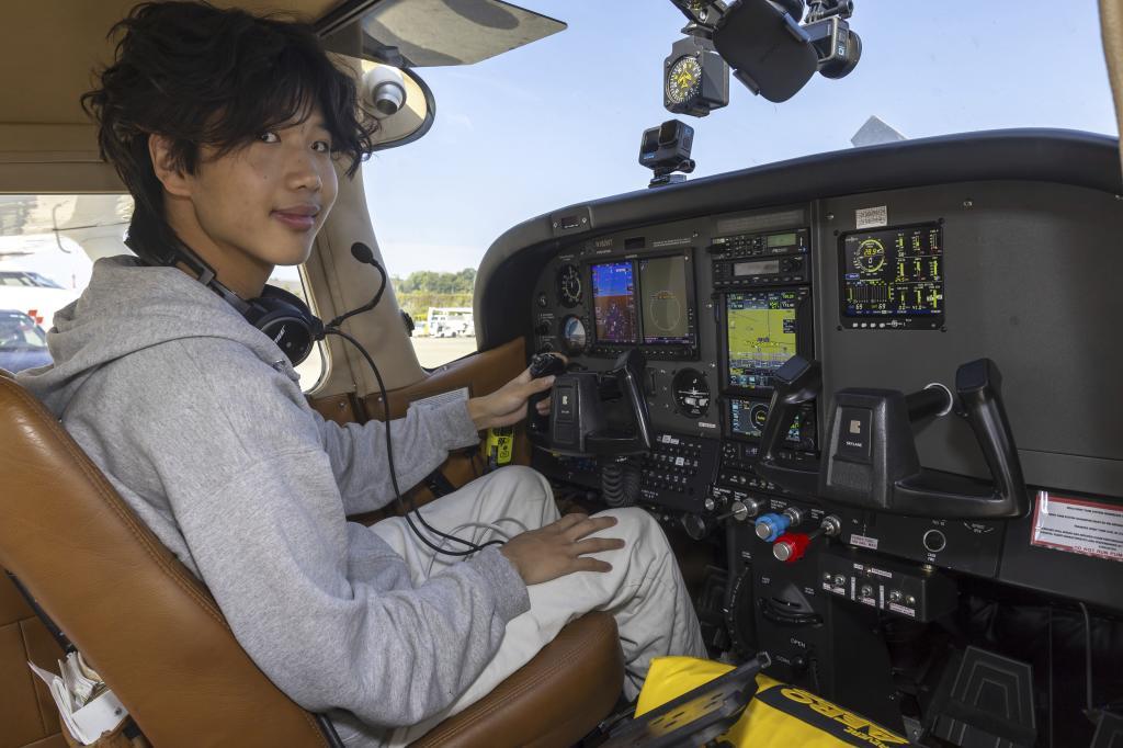American pilot Ethan Guo poses for the photographer in Geneva