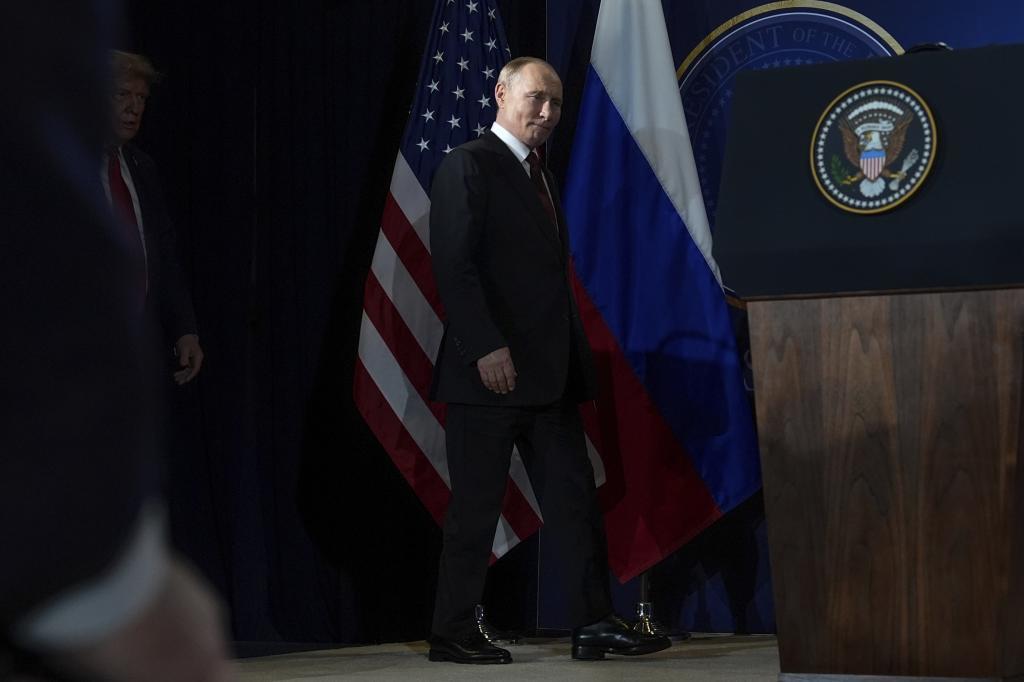President Donald Trump, left, and Russia's President Vladimir Putin