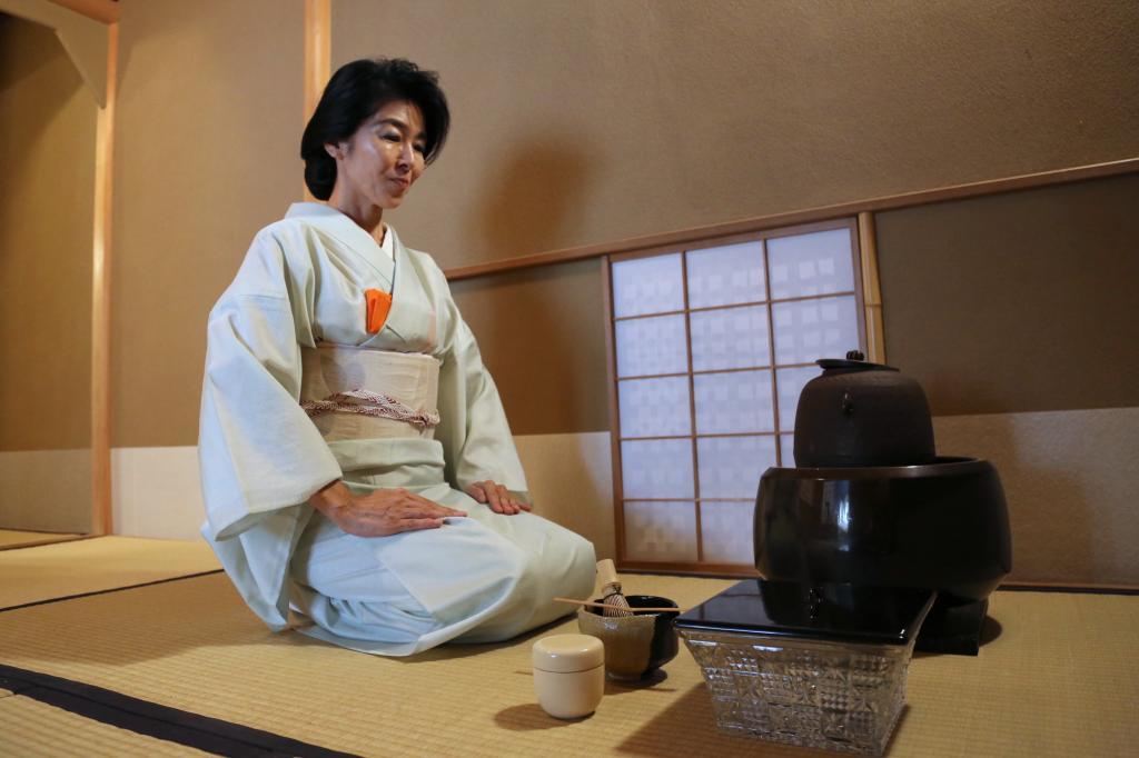 Tea ceremony master Keiko Kaneko