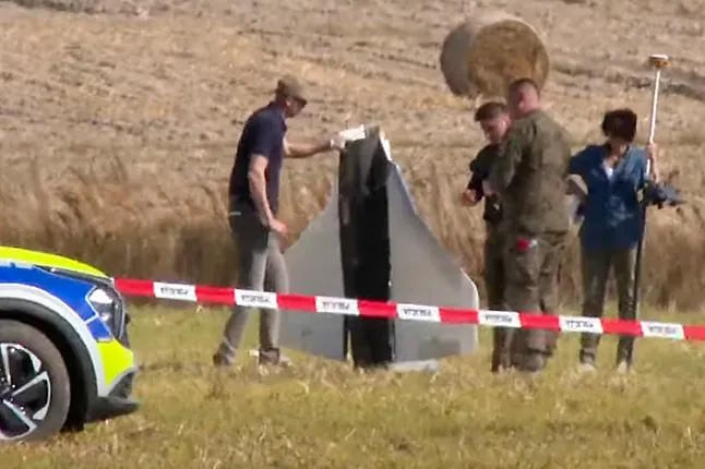 Polish agents find the remains of one of the Russian drones.Rafal Niedzielski.