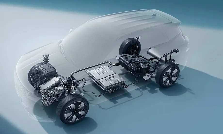 X-ray of a PHEV car, with a gasoline engine, an electric motor, and a generously sized battery.