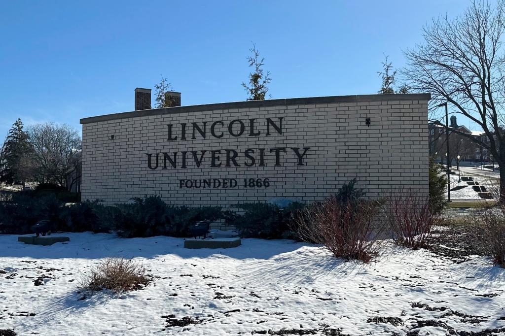A sign marks an entrance to Lincoln University.