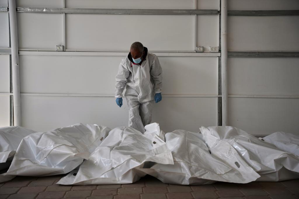 Bodies of unidentified Palestinians returned from Israel