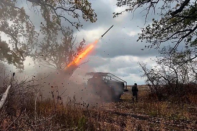 Launch of a missile by Russian troops.