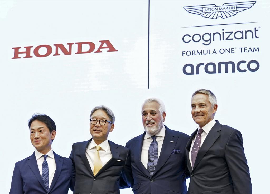 Koji Watanabe, president of Honda Racing Corporation, Toshihiro Mibe, president of Honda Motor Co., Lawrence Stroll, executive chairman of the Aston Martin team, and Martin Whitmarsh, Group CEO of Aston Martin Performance Technologies