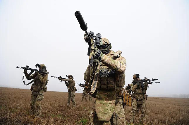Ukrainian soldiers during military exercises in the Kharkiv region.