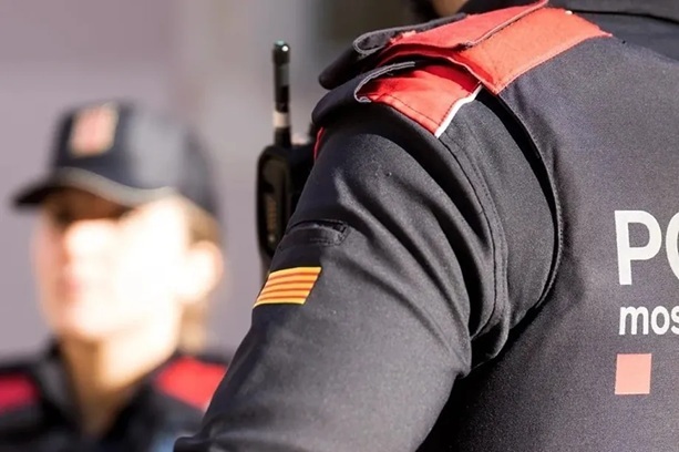 the police force of the autonomous community of Catalonia, Mossos d'Esquadra.