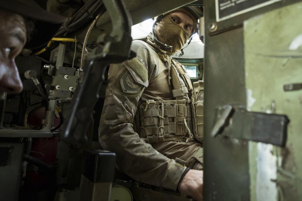 Ukrainian soldiers working on the front lines.