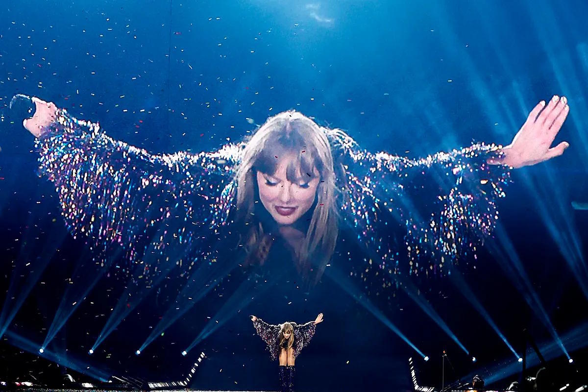 A scene from the documentary 'The End of an Era', by Taylor Swift.